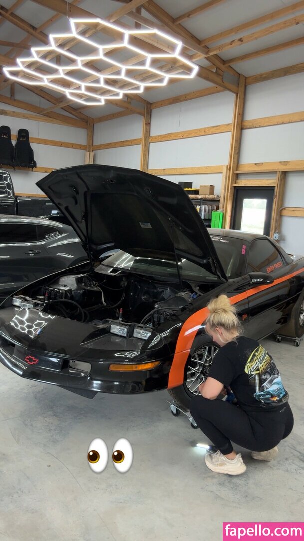 Britney Automotive nude leaks Photo #3