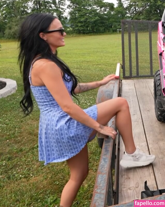 Brittney Atwood nude leaks Photo #10