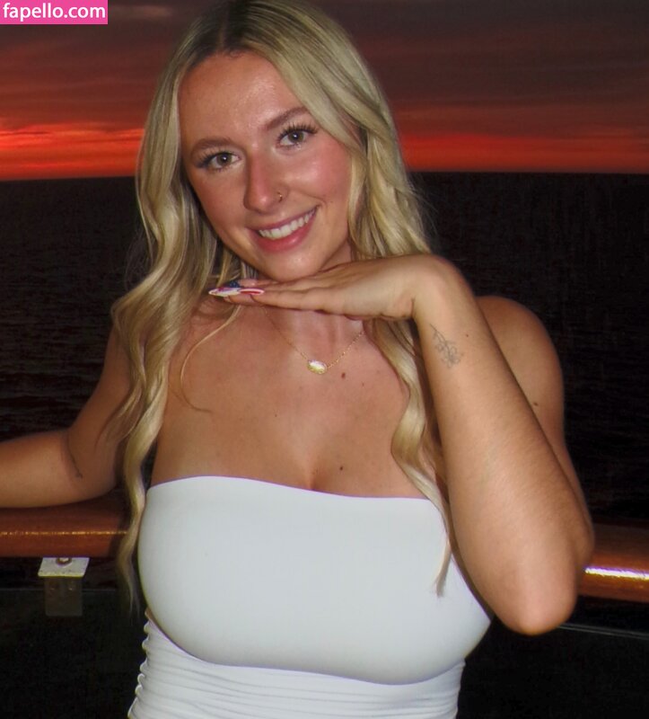 Brooke Aundrea nude leaks Photo #3