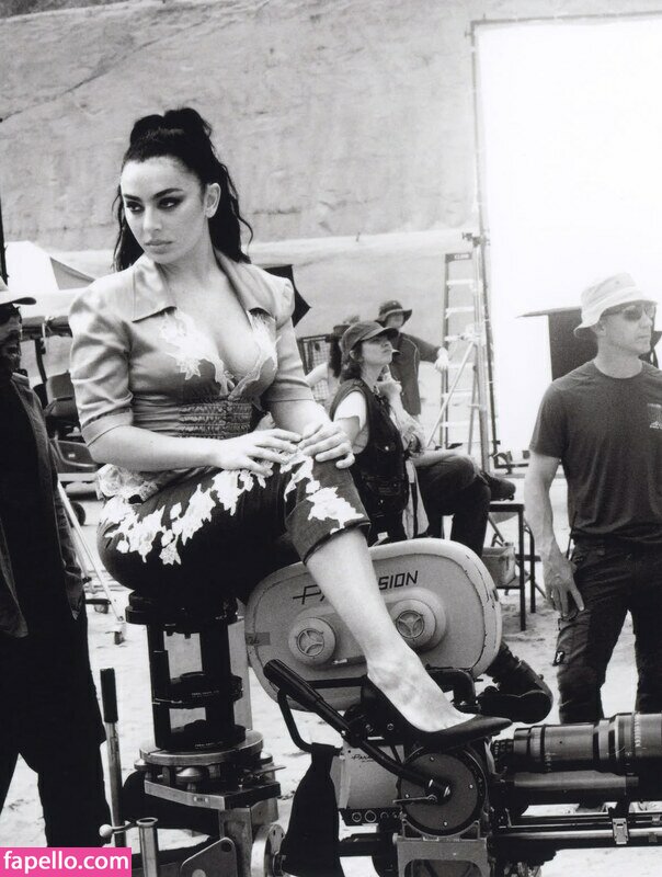 Charli XCX nude leaks Photo #3