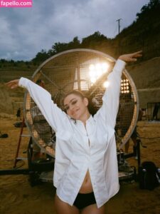 Charli XCX nude leaks Photo #6