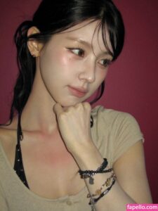 Cho Mi-yeon nude leaks Photo #3