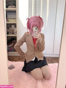 cos.maid nude leaks Photo #6