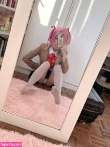cos.maid nude leaks Photo #10
