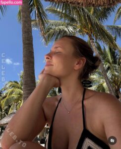 Dagi Bee nude leaks Photo #5