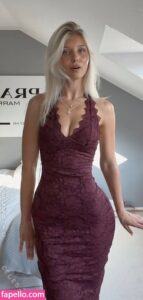Elena Zoe nude leaks Photo #1
