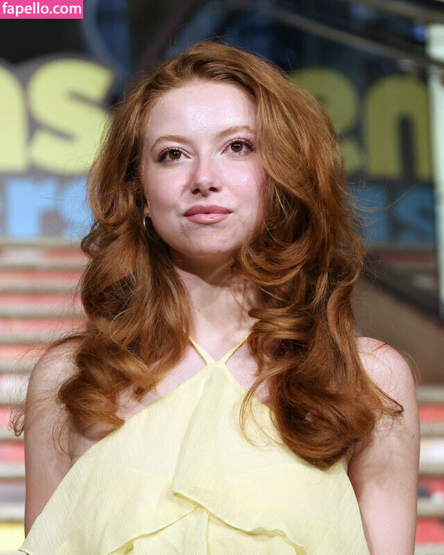 Francesca Capaldi nude leaks Photo #4