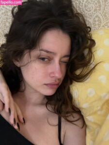 Gizem Kuşku nude leaks Photo #36