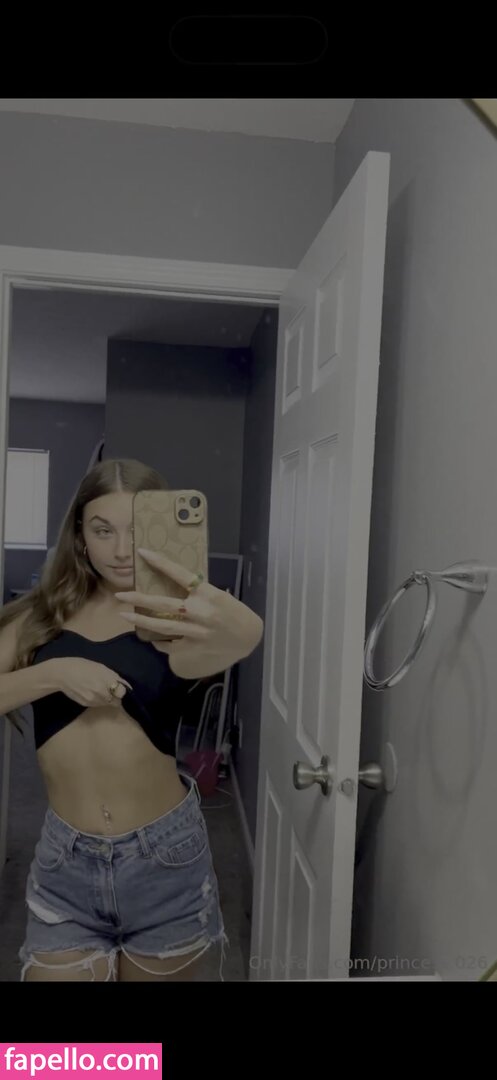 Heyitskati nude leaks Photo #8