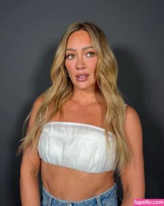 Hillary Duff nude leaks Photo #1