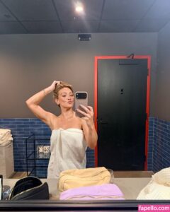 Hillary Duff nude leaks Photo #2
