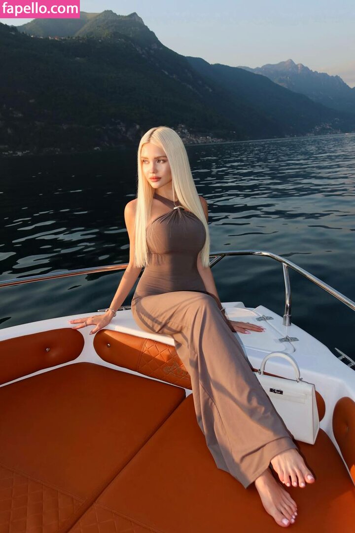 iamvikaap.m nude leaks Photo #8