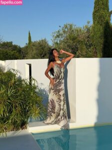 Iffat Marash nude leaks Photo #5