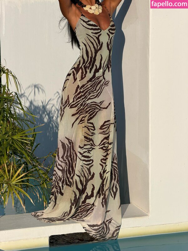 Iffat Marash nude leaks Photo #6