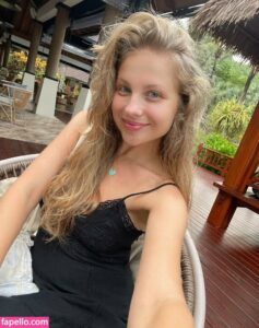 Imkeira nude leaks Photo #9