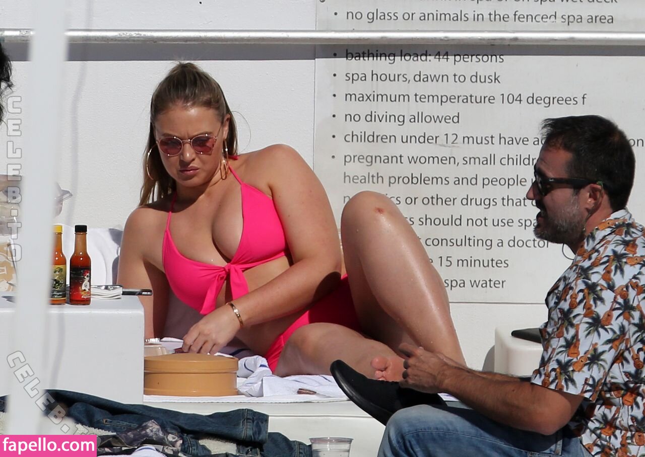 Iskra Lawrence nude leaks Photo #1