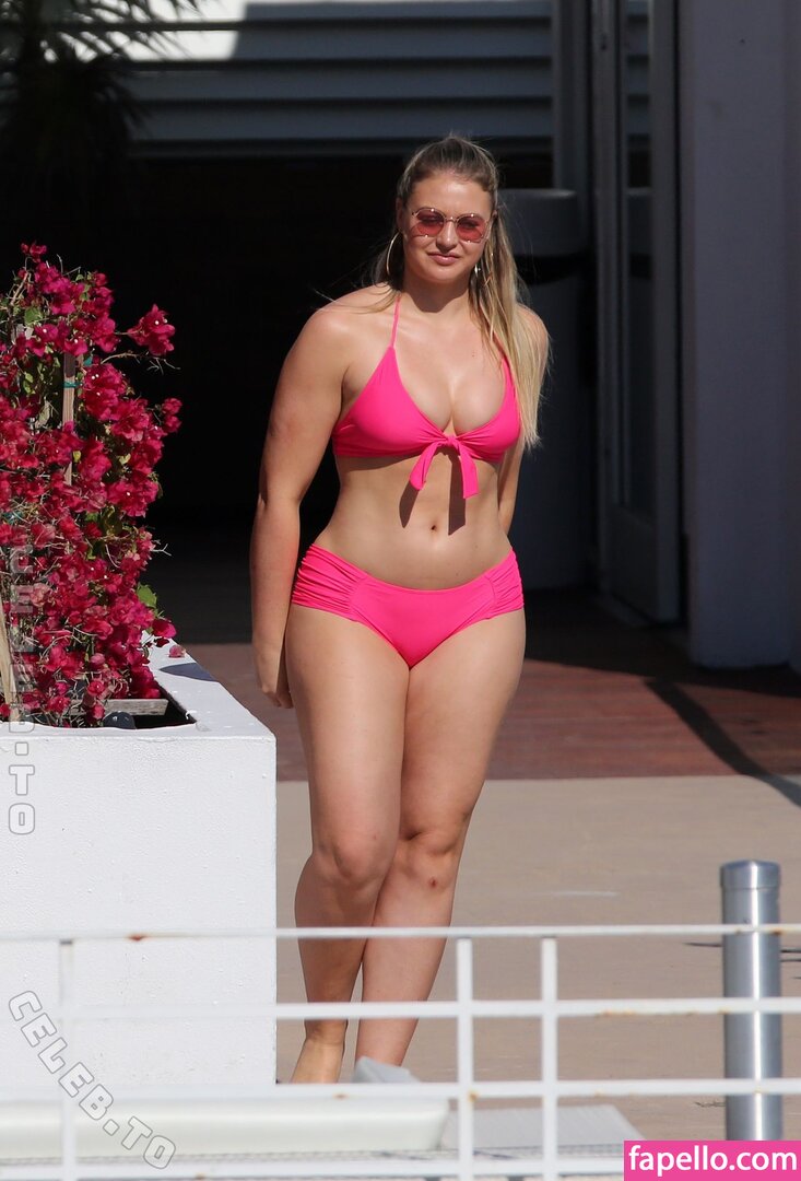 Iskra Lawrence nude leaks Photo #8