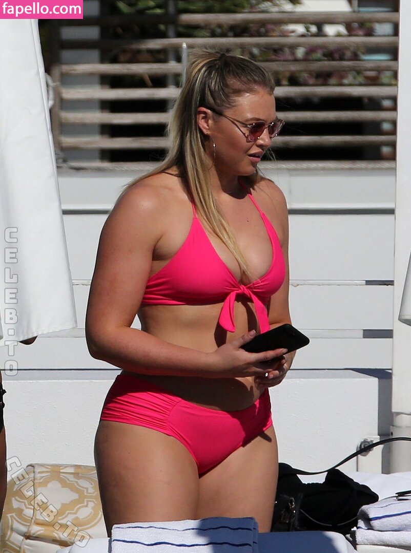 Iskra Lawrence nude leaks Photo #11