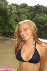 Janice Reimann nude leaks Photo #8