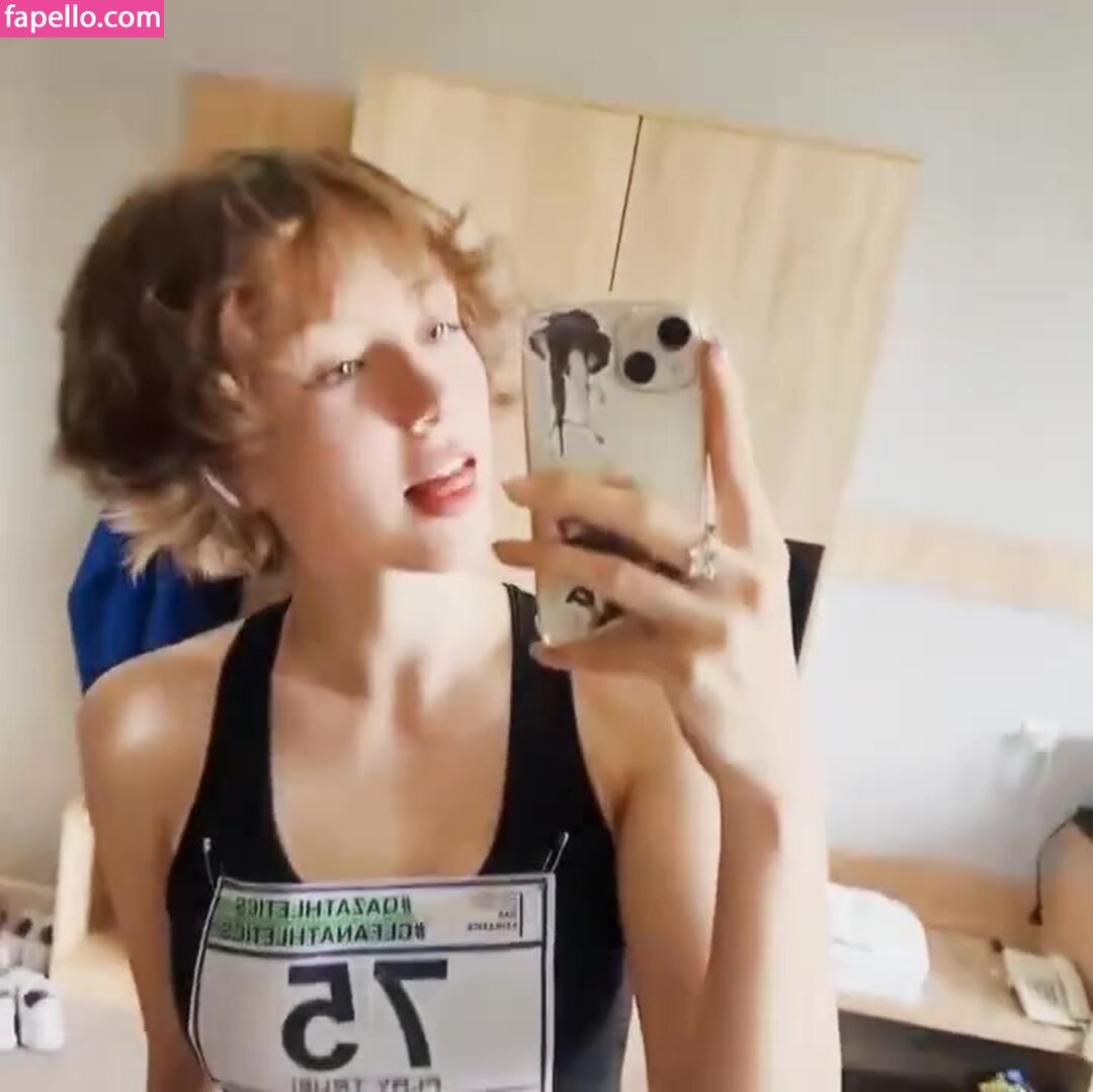 Jasmin Begalinova nude leaks Photo #3
