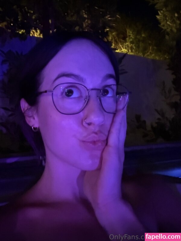 julesari nude leaks Photo #10