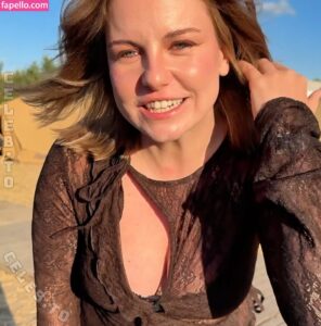 KellyMissesvlog nude leaks Photo #9