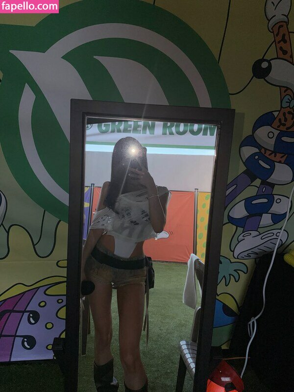 KissLife nude leaks Photo #3
