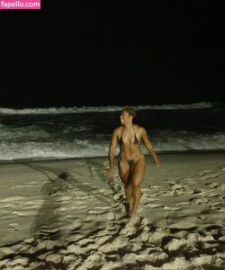 Larissa Felix nude leaks Photo #1