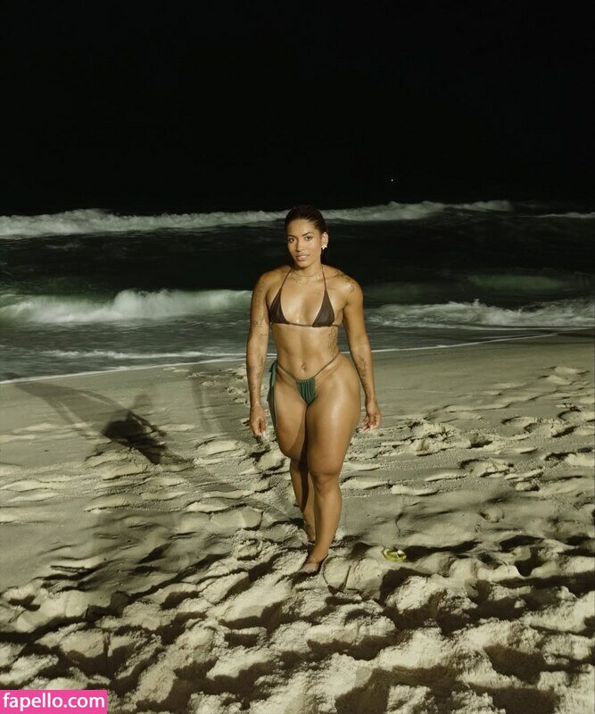 Larissa Felix nude leaks Photo #8