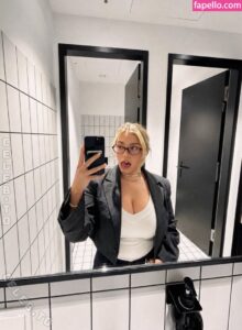 lenadenisee nude leaks Photo #2