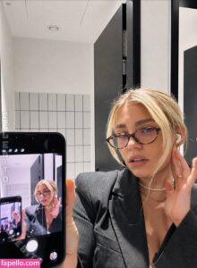 lenadenisee nude leaks Photo #4