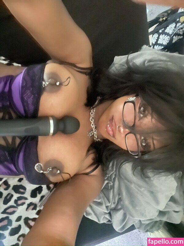 lil_vira nude leaks Photo #3
