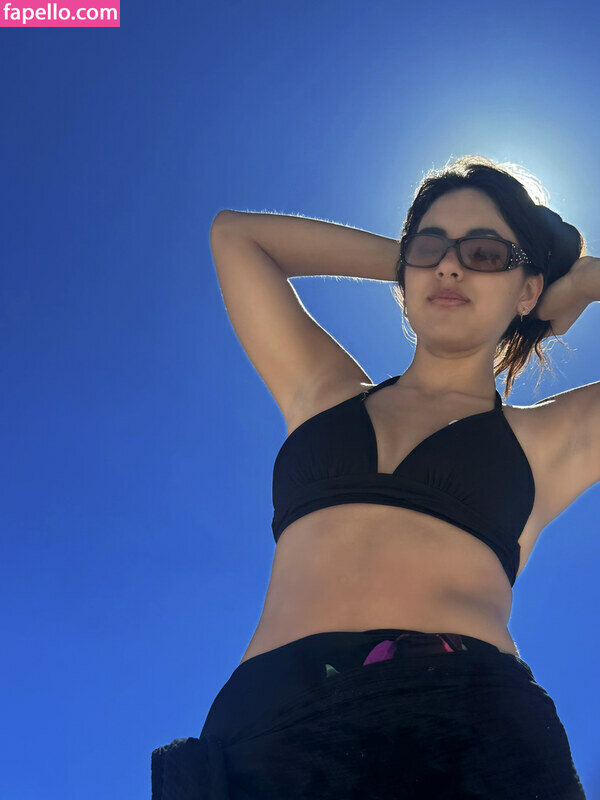 Linnea Mondragon nude leaks Photo #2