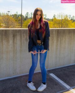 luweazl nude leaks Photo #9