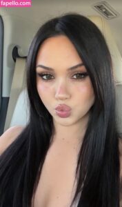 Maggie Lindemann nude leaks Photo #1