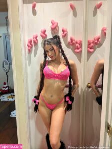 MC Pipokinha nude leaks Photo #4
