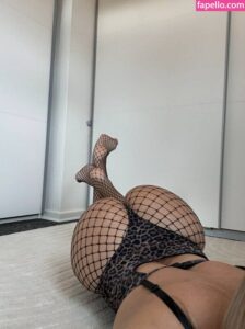 Miiilleb nude leaks Photo #6
