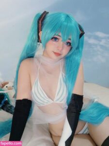 Mishi Miku nude leaks Photo #1