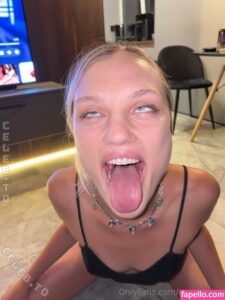 Muza Love nude leaks Photo #1