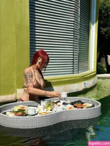 n.nina666 nude leaks Photo #2