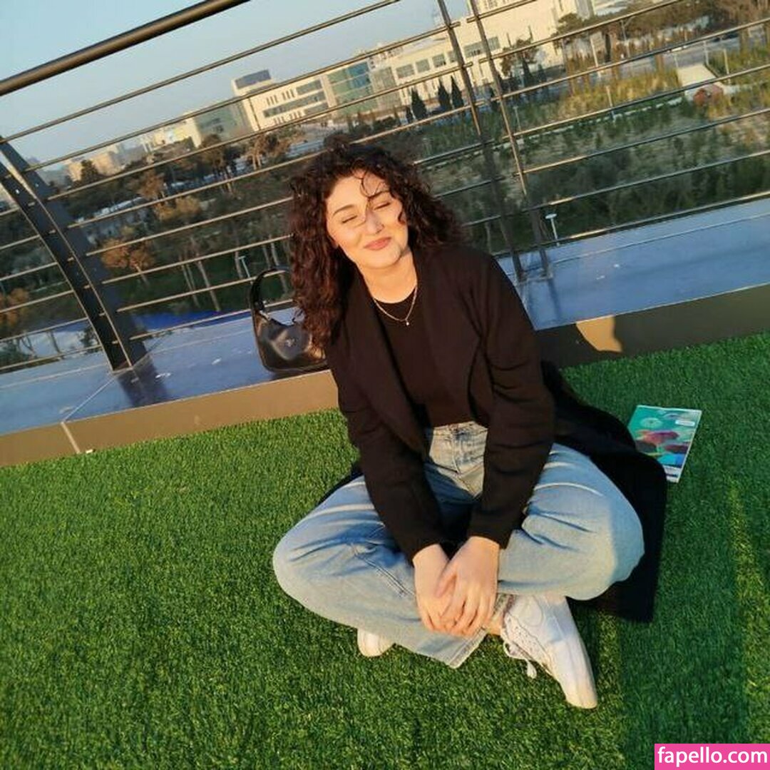 Nigar Hacıyeva nude leaks Photo #6