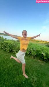 Olivia Rodrigo nude leaks Photo #9