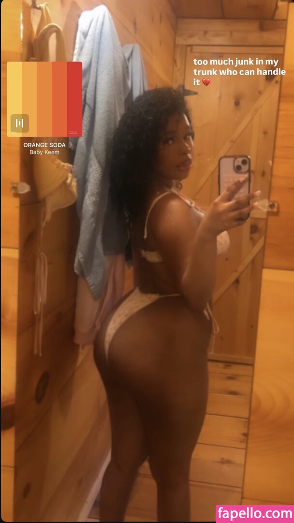 Ressonancee nude leaks Photo #2