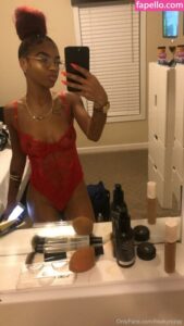 Rozay Molly nude leaks Photo #12