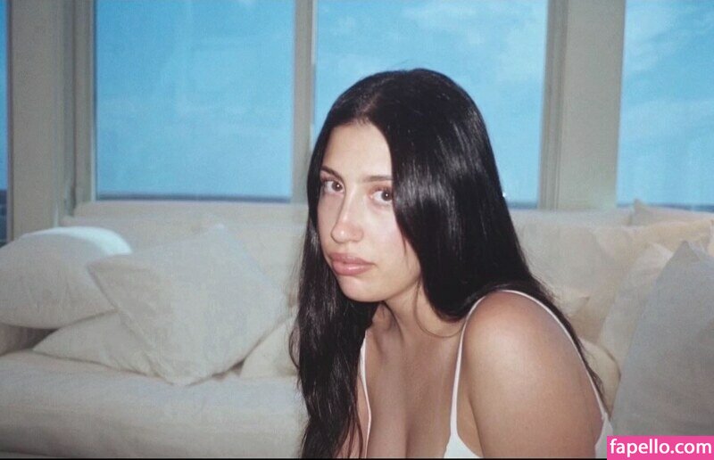 Sadie Sandler nude leaks Photo #1