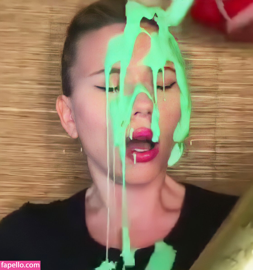 Scarlett Johansson nude leaks Photo #1