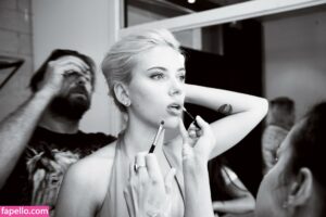 Scarlett Johansson nude leaks Photo #4