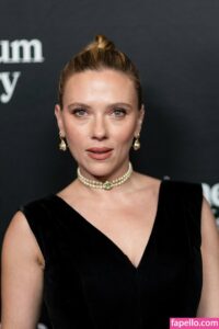 Scarlett Johansson nude leaks Photo #5