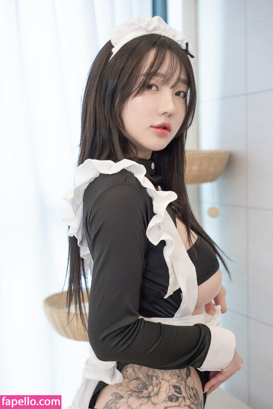 Son Ye Eun nude leaks Photo #35