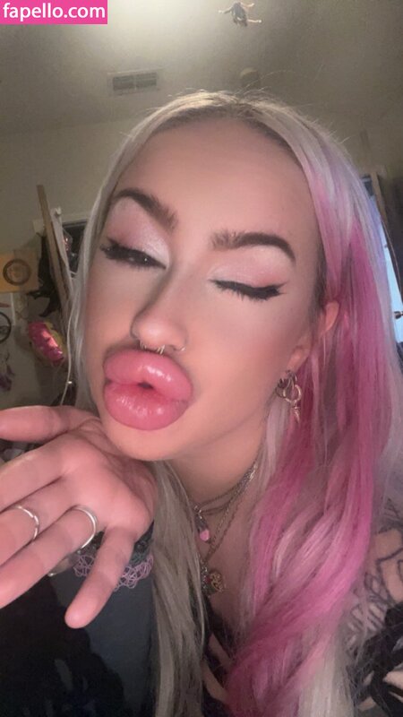 Sum.R nude leaks Photo #3
